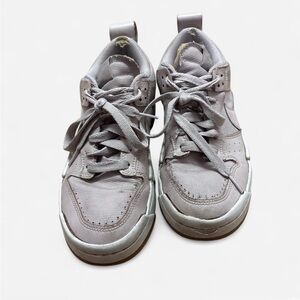 Nike Light Pink Sneakers